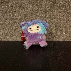 Eden Bigfoot Squishmallow Clip